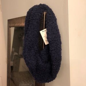 Aerie Infinity Scarf